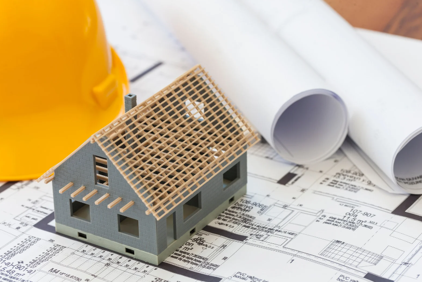 You are currently viewing Régularisation des vices affectant un permis de construire : la reclassification d’une parcelle en zone inconstructible ne fait pas obstacle à l’obtention d’un permis modificatif (CE, 31 mars 2026, n°494252)